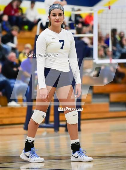 Thumbnail 2 in GMG vs Hudson (IHSAA Regional Semifinal) photogallery.