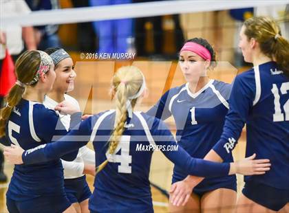 Thumbnail 3 in GMG vs Hudson (IHSAA Regional Semifinal) photogallery.