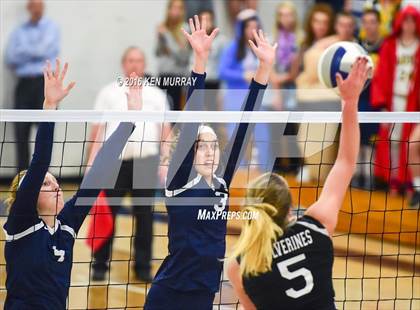 Thumbnail 3 in GMG vs Hudson (IHSAA Regional Semifinal) photogallery.