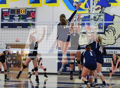 Thumbnail 2 in GMG vs Hudson (IHSAA Regional Semifinal) photogallery.