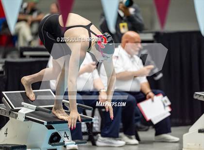 Thumbnail 2 in IHSAA Finals photogallery.