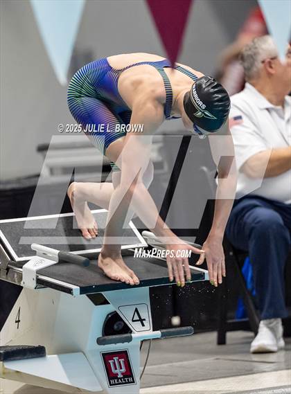 Thumbnail 2 in IHSAA Finals photogallery.