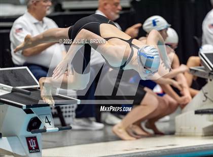 Thumbnail 3 in IHSAA Finals photogallery.