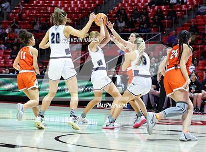 Thumbnail 2 in Skyridge vs. Syracuse (UHSAA Quarter Finals) photogallery.