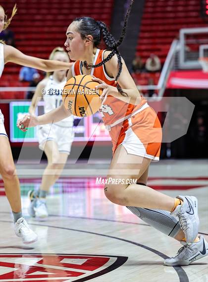 Thumbnail 3 in Skyridge vs. Syracuse (UHSAA Quarter Finals) photogallery.