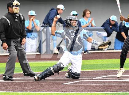 Thumbnail 2 in Johnson vs East Central (UIL CLASS 6A Bi District) photogallery.