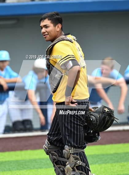 Thumbnail 1 in Johnson vs East Central (UIL CLASS 6A Bi District) photogallery.