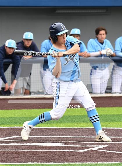 Thumbnail 3 in Johnson vs East Central (UIL CLASS 6A Bi District) photogallery.