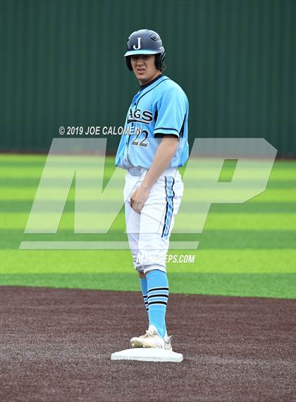 Thumbnail 3 in Johnson vs East Central (UIL CLASS 6A Bi District) photogallery.