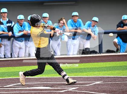 Thumbnail 3 in Johnson vs East Central (UIL CLASS 6A Bi District) photogallery.