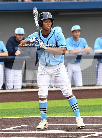 Thumbnail 2 in Johnson vs East Central (UIL CLASS 6A Bi District) photogallery.