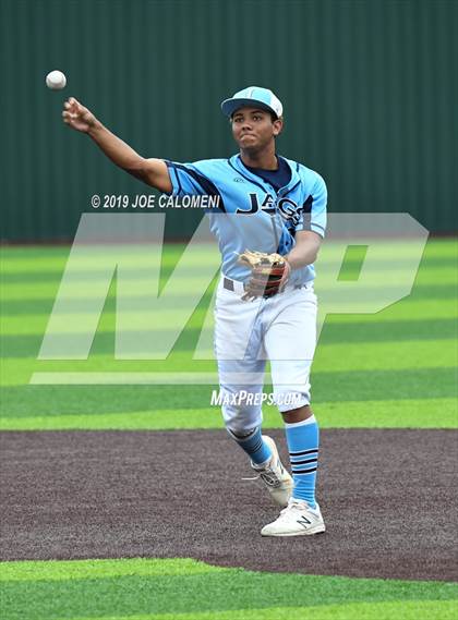 Thumbnail 1 in Johnson vs East Central (UIL CLASS 6A Bi District) photogallery.