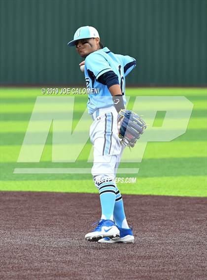 Thumbnail 1 in Johnson vs East Central (UIL CLASS 6A Bi District) photogallery.