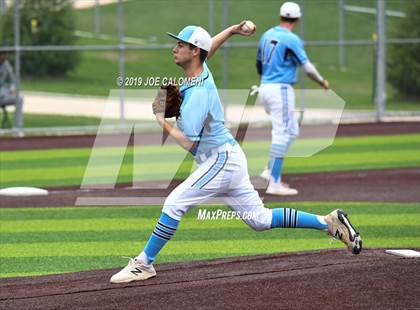 Thumbnail 2 in Johnson vs East Central (UIL CLASS 6A Bi District) photogallery.
