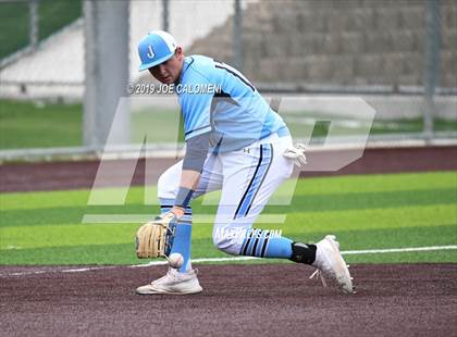 Thumbnail 2 in Johnson vs East Central (UIL CLASS 6A Bi District) photogallery.
