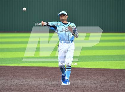 Thumbnail 1 in Johnson vs East Central (UIL CLASS 6A Bi District) photogallery.
