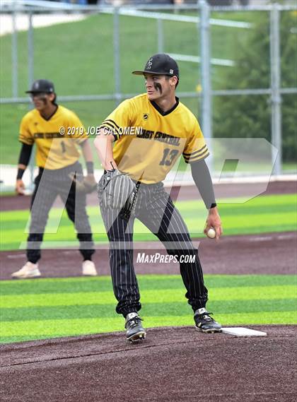 Thumbnail 2 in Johnson vs East Central (UIL CLASS 6A Bi District) photogallery.