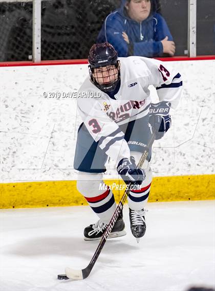 Thumbnail 1 in Lowell Catholic vs Lincoln-Sudbury ( MIAA Division 2 North 1st Round) photogallery.