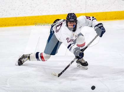 Thumbnail 1 in Lowell Catholic vs Lincoln-Sudbury ( MIAA Division 2 North 1st Round) photogallery.