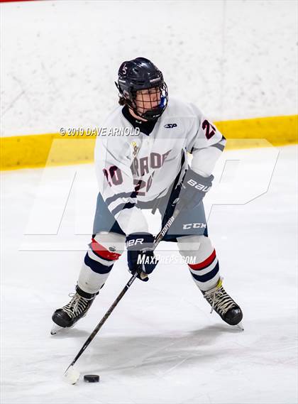 Thumbnail 1 in Lowell Catholic vs Lincoln-Sudbury ( MIAA Division 2 North 1st Round) photogallery.