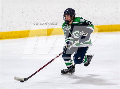 Thumbnail 3 in Lowell Catholic vs Lincoln-Sudbury ( MIAA Division 2 North 1st Round) photogallery.