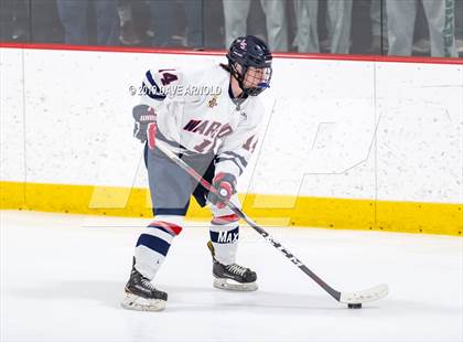 Thumbnail 3 in Lowell Catholic vs Lincoln-Sudbury ( MIAA Division 2 North 1st Round) photogallery.