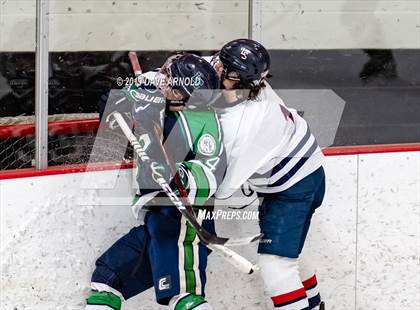 Thumbnail 2 in Lowell Catholic vs Lincoln-Sudbury ( MIAA Division 2 North 1st Round) photogallery.