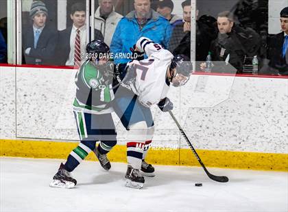 Thumbnail 2 in Lowell Catholic vs Lincoln-Sudbury ( MIAA Division 2 North 1st Round) photogallery.