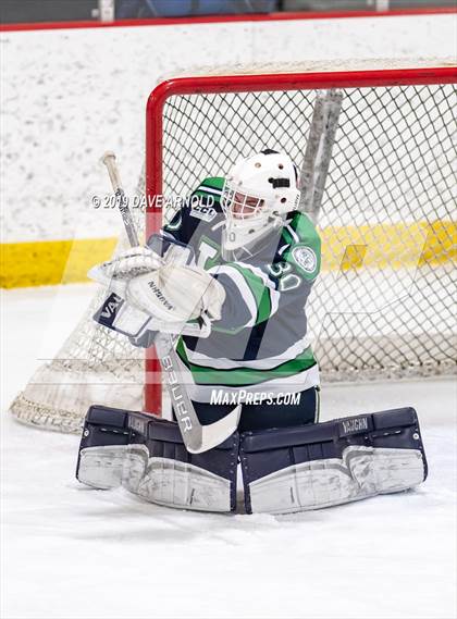 Thumbnail 3 in Lowell Catholic vs Lincoln-Sudbury ( MIAA Division 2 North 1st Round) photogallery.