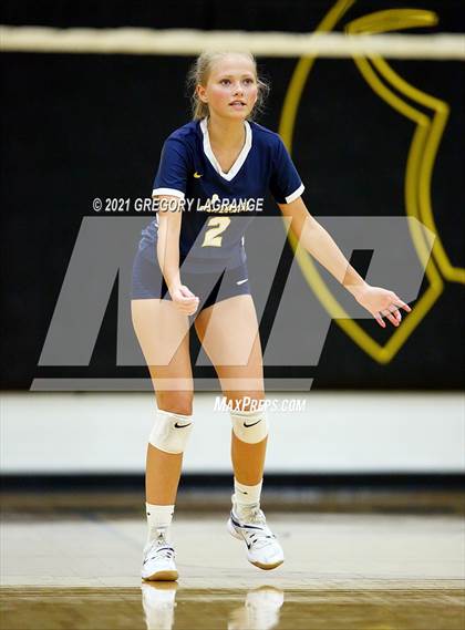 Thumbnail 2 in Lamar vs Fossil Ridge photogallery.