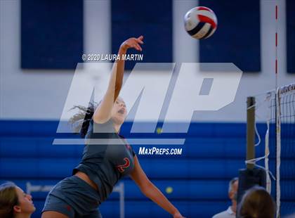 Thumbnail 3 in Cardinal Gibbons @ St. Thomas Aquinas photogallery.