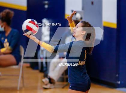 Thumbnail 3 in Cardinal Gibbons @ St. Thomas Aquinas photogallery.