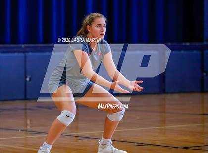 Thumbnail 3 in Cardinal Gibbons @ St. Thomas Aquinas photogallery.