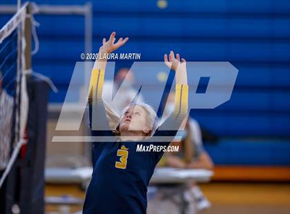 Thumbnail 2 in Cardinal Gibbons @ St. Thomas Aquinas photogallery.