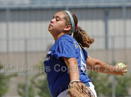 Thumbnail 1 in Nordhoff @ Canyon (Valley Classic) photogallery.