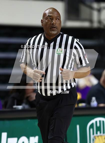 Thumbnail 3 in Western vs. Valley (OHSAA D4 Regional Semifinal) photogallery.