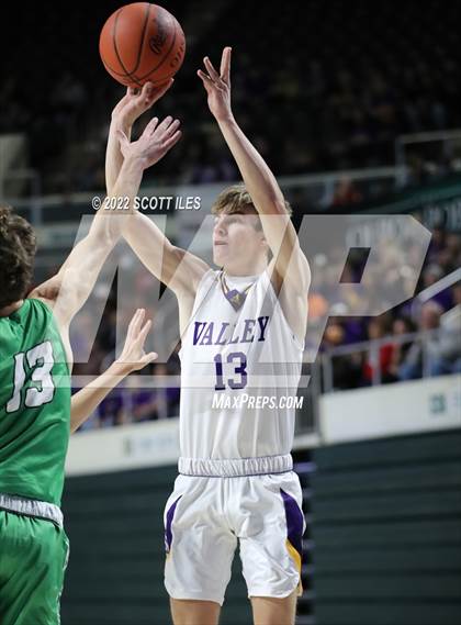 Thumbnail 1 in Western vs. Valley (OHSAA D4 Regional Semifinal) photogallery.