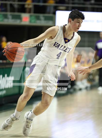 Thumbnail 2 in Western vs. Valley (OHSAA D4 Regional Semifinal) photogallery.