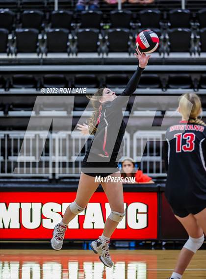 Thumbnail 1 in Stillwater @ Mustang photogallery.