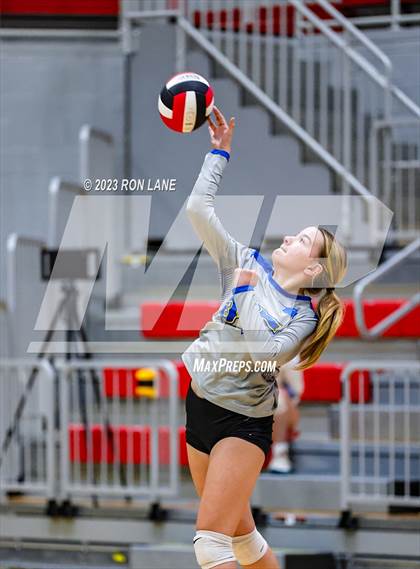 Thumbnail 3 in Stillwater @ Mustang photogallery.