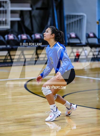 Thumbnail 3 in Stillwater @ Mustang photogallery.