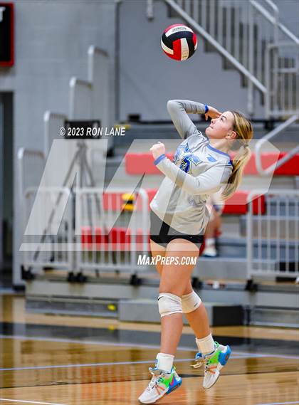 Thumbnail 2 in Stillwater @ Mustang photogallery.