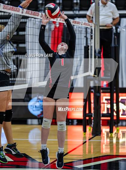 Thumbnail 3 in Stillwater @ Mustang photogallery.