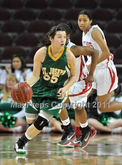 Thumbnail 1 in St. Joseph vs. Serra (CIF SoCal D3 Regional Final) photogallery.