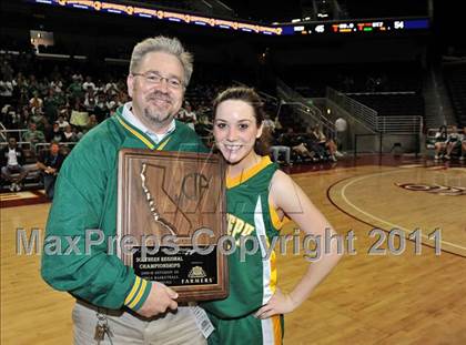 Thumbnail 3 in St. Joseph vs. Serra (CIF SoCal D3 Regional Final) photogallery.