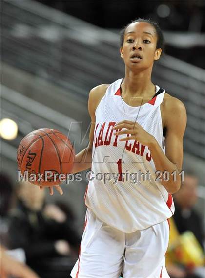 Thumbnail 1 in St. Joseph vs. Serra (CIF SoCal D3 Regional Final) photogallery.
