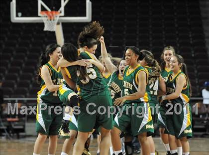 Thumbnail 2 in St. Joseph vs. Serra (CIF SoCal D3 Regional Final) photogallery.