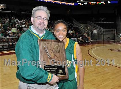 Thumbnail 3 in St. Joseph vs. Serra (CIF SoCal D3 Regional Final) photogallery.