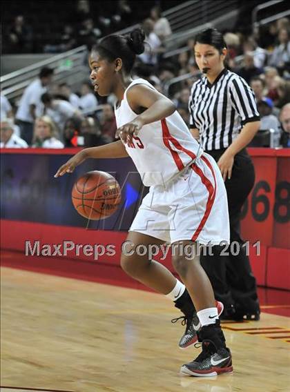 Thumbnail 2 in St. Joseph vs. Serra (CIF SoCal D3 Regional Final) photogallery.