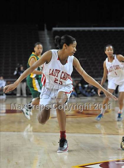 Thumbnail 1 in St. Joseph vs. Serra (CIF SoCal D3 Regional Final) photogallery.
